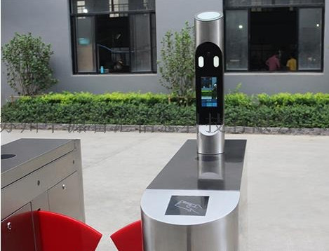 青岛人脸门禁通道闸安装案例 - {dede:global.cfg_webname/}