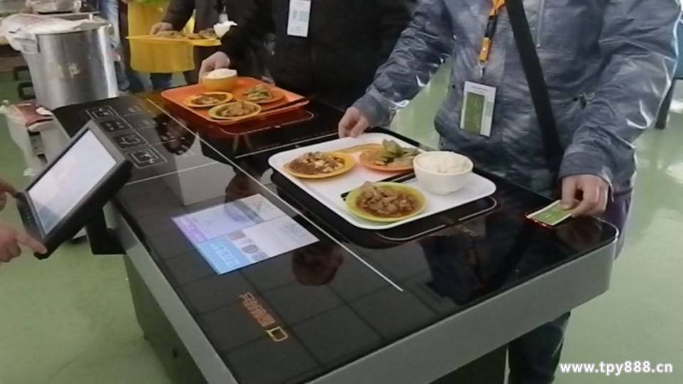 青岛餐厅智慧就餐管理系统安装案例 - {dede:global.cfg_webname/}